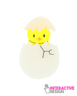 Cute-baby-chick-hatching-brooch-interactive-animalandia-detail