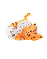 Cute-cat-vs-Toilet-Paper-brooch-everything-will-be-all-right-la-vidriola-detail