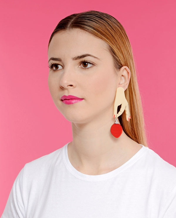 Decorating-the-Tree-earrings-la-vidriola-plastic-jewellery-christmas-2018-detail