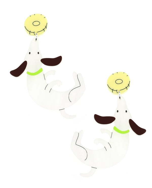 Dog-reaching-the-frisbee-earrings-dogs-dogs-and-more-dogs-la-vidriola-detail