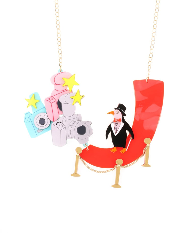 Dressing-up-for-the-Red-Carpet-Necklace-Bon-Voyage-collection-la-vidriola-detail