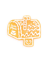 Gingerbread-cookie-post-box-brooch-Christmas-2020-la-vidriola-detail