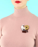 Gramophone-cat-brooch-la-vidriola-plastic-jewellery-The-Roaring-20s-zoom