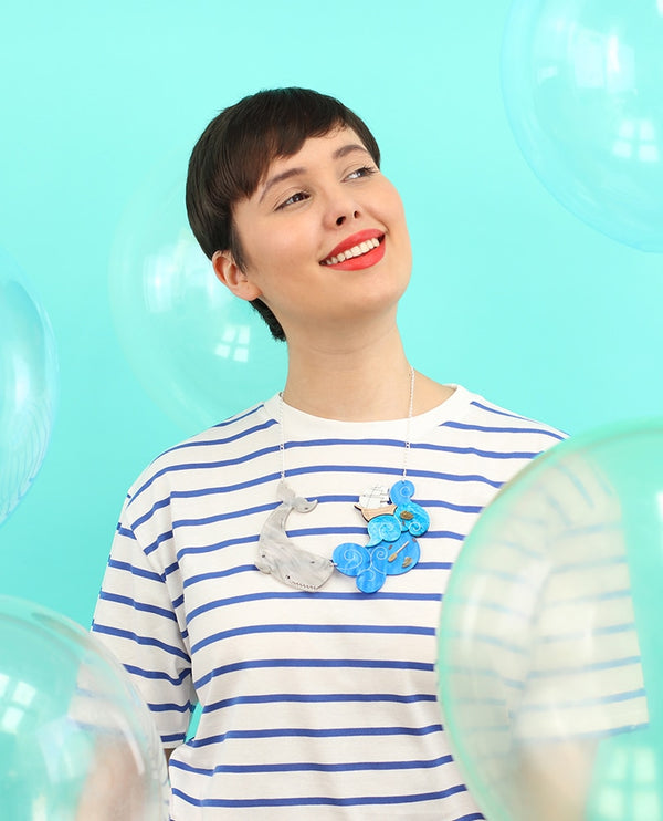 Great-whale-boat-attack-Necklace-All-Aboard-collection-la-vidriola-product