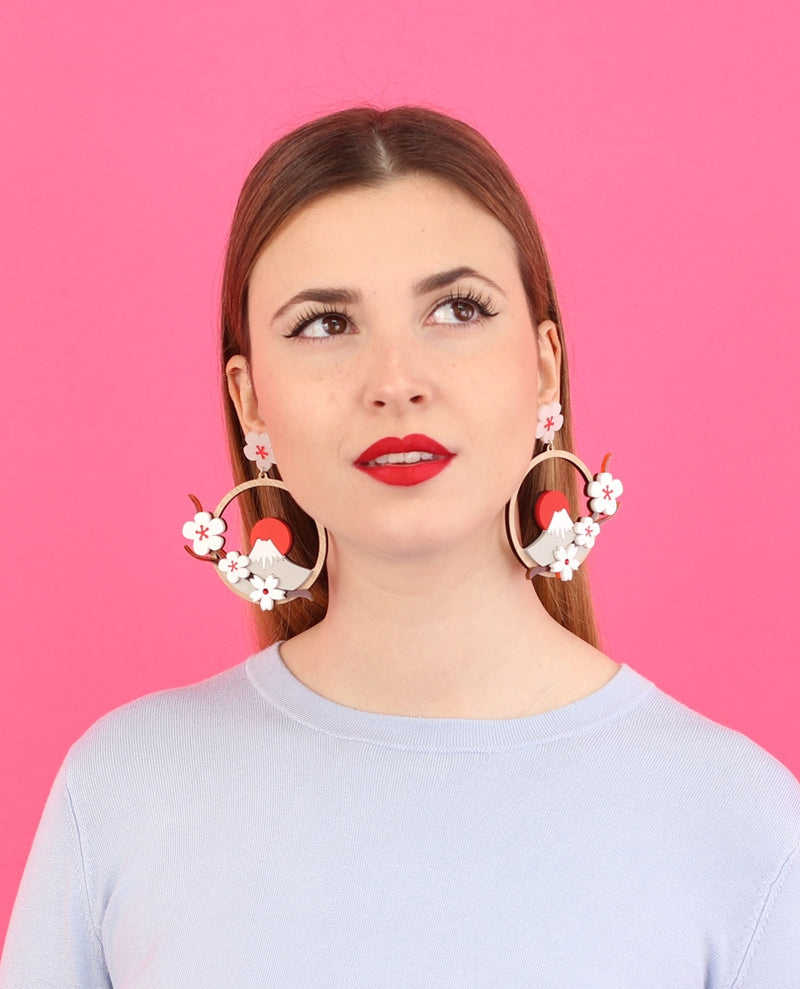 Hanami-essentials-statement-earrings-essentials-la-vidriola-product