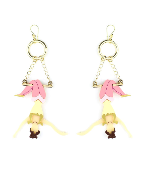 Hanging-trapeze-artist-earrings-la-vidriola-plastic-jewellery-circus-where-the-magic-happens-detail