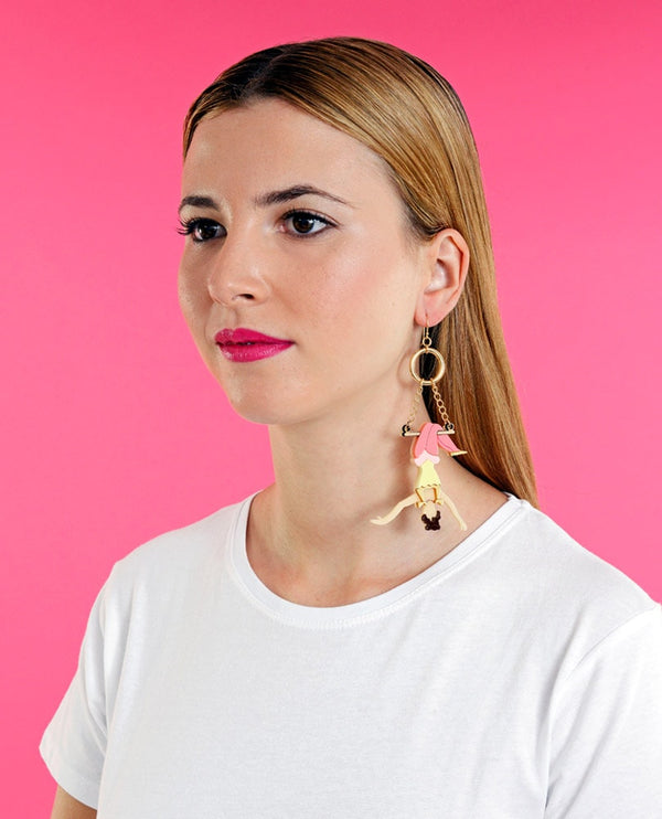 Hanging-trapeze-artist-earrings-la-vidriola-plastic-jewellery-circus-where-the-magic-happens-product