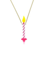 Happy_birthday_fucsia_pendant_la_vidriola_detail