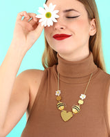 Honey,-bee-mine-necklace-Be-my-Valentine-collection-la-vidriola-product-close