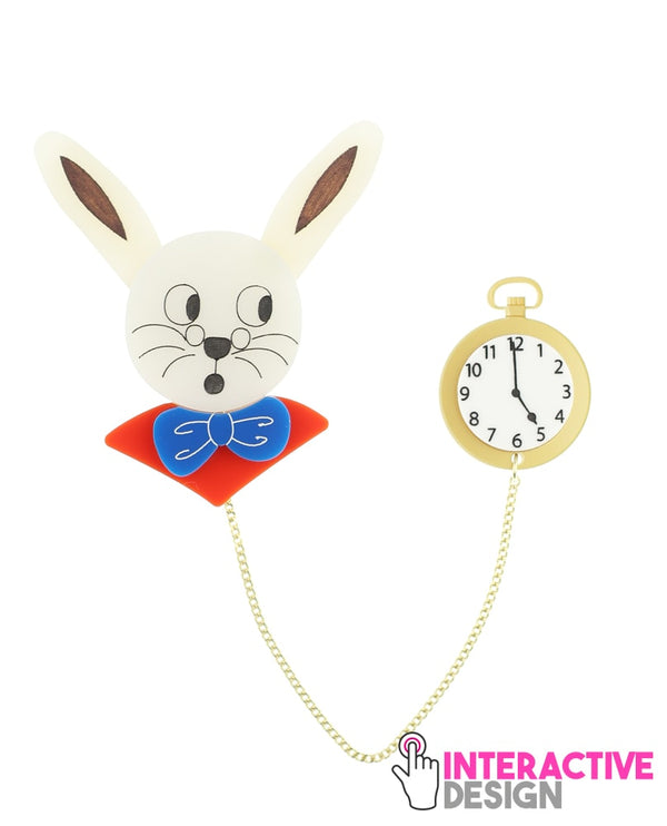 I’m-late!-brooch-interactive-far-far-away-la-vidriola-detail