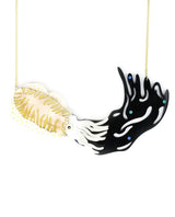 Ink's-Cuttlefish-necklace-necklace-la-vidriola-plastic-jewellery-wild-under-the-sea-detail