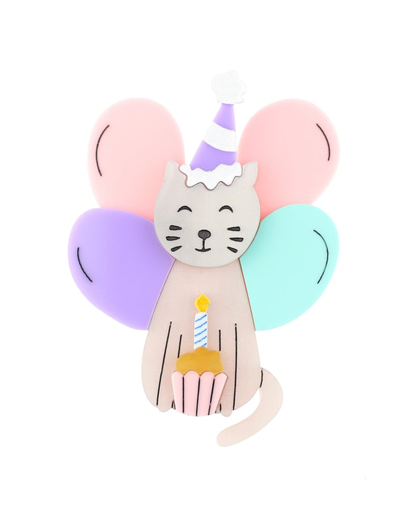 Kitty-cat-birthday-brooch-everything-will-be-all-right-la-vidriola-detail
