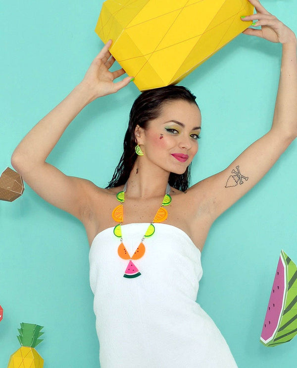 La-Vidriola-Tropical-Necklace-2--G1