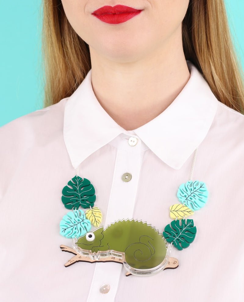 Love-in-the-SPRING-inserts-for-Chameleon-NecklaceSpring-has-sprung-collection-la-vidriola-zoom-grass