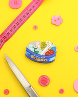 Mari-Lola’s-sewing-box-classic-brooch-classic-la-vidriola-zoom