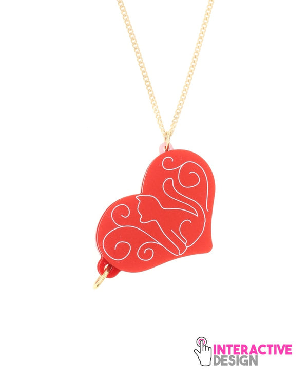 “Me,-my-cat-and-I”-locket-necklace--interactive--Be-my-Valentine-collection-la-vidriola-detail-close