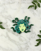 Medusa-green-brooch-classic-la-vidriola-zoom