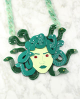 Medusa-statement-green-necklace-classic-la-vidriola-zoom