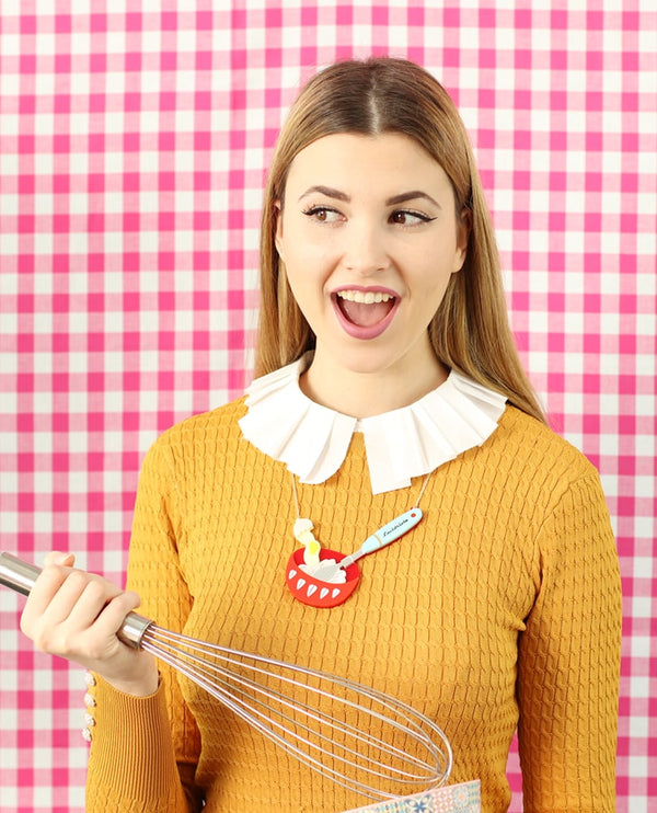 Mixing-ingredients-necklace-home-sweet-home-la-vidriola-product