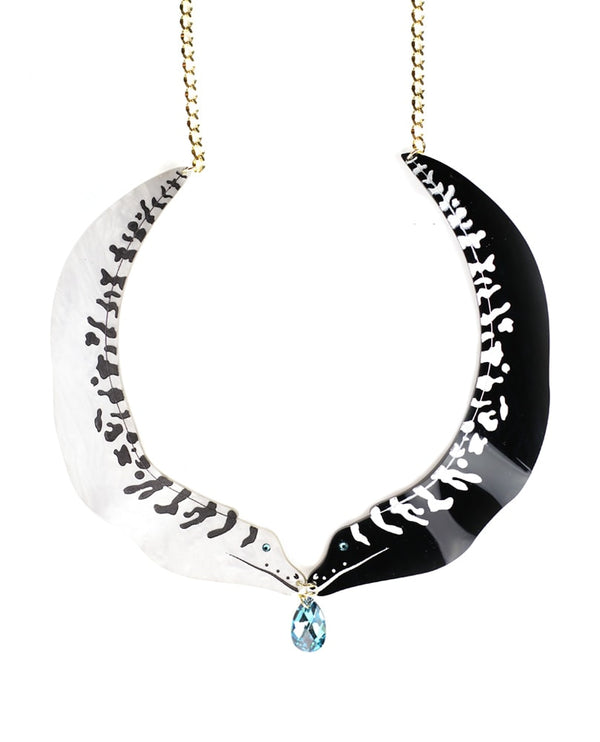 Morays-necklace-vidriola-plastic-jewellery-wild-under-the-sea-detail