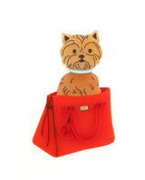 My-dog-in-the-bag-brooch-dogs-dogs-and-more-dogs-la-vidriola-detail