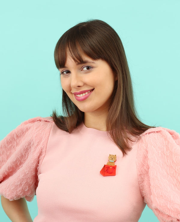 My-dog-in-the-bag-brooch-dogs-dogs-and-more-dogs-la-vidriola-product-2