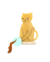 Naughty-Cat-brooch-cats-cats-and-more-cats-la-vidriola-detail