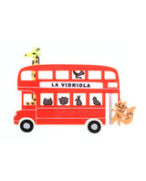 Next-stop,-London!-Brooch-Bon-Voyage-collection-la-vidriola-detail