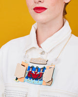 Open the Saloon Doors Necklace -Interactive-