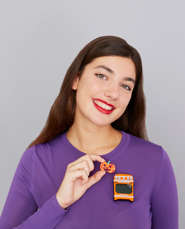 Oven Upside Down Edition Brooch -interactive-