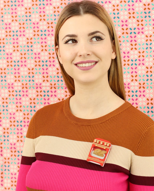 Oven-brooch-Red-metallic-shimmer-interactive-home-sweet-home-la-vidriola-product