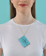 Passport_blue_pendant_la_vidriola_product_close