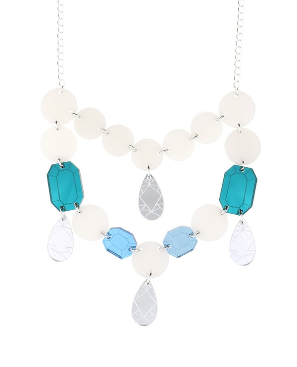 Pearls-and-crystals-necklace-la-vidriola-plastic-jewellery-The-Roaring-20s-detail