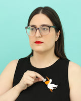 Pelican-brooch-interactive-animalandia-product