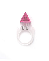 queens_castle_ring_lavidriola_detail