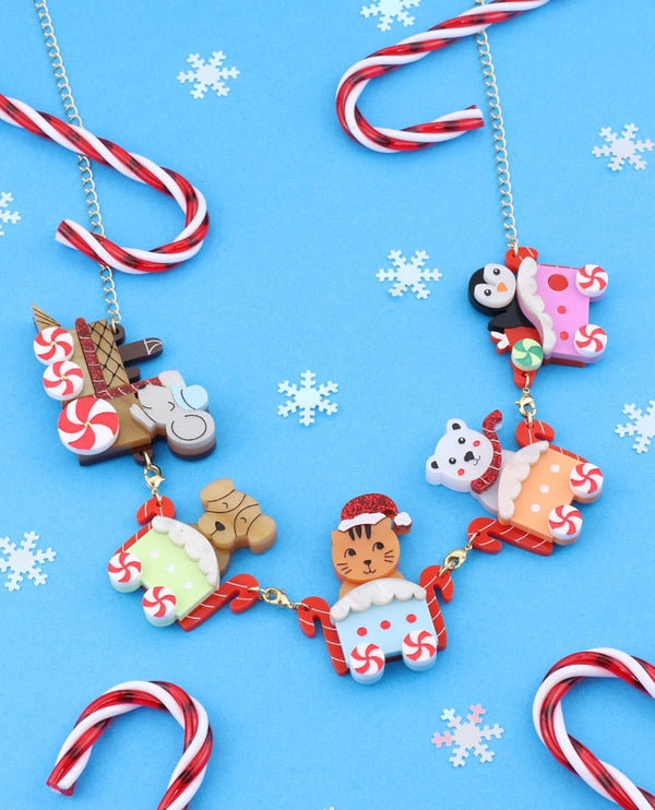 Santas-animal-friends-choo-choo-pastel-train-necklace-Christmas-2020-la-vidriola-colour