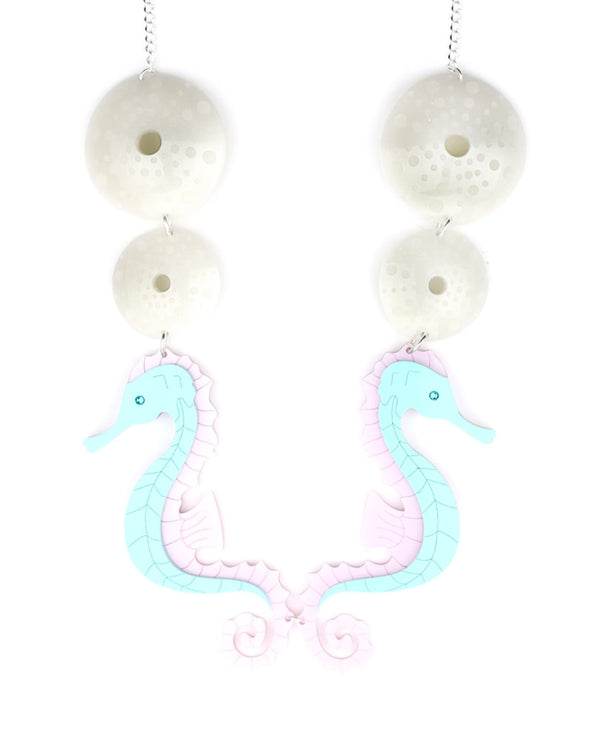 Sea-urchin-and-seahorses-necklace-la-vidriola-plastic-jewellery-wild-under-the-sea-detail