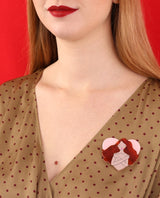 Self-love-hug-brooch--Be-my-Valentine-collection-la-vidriola-zoom-tan
