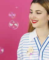 Singing-in-the-shower-brooch-home-sweet-home-la-vidriola-product