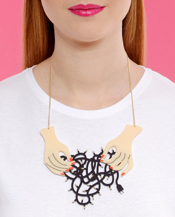 Tangled-Christmas-lights-necklace-la-vidriola-plastic-jewellery-christmas-2018-detail