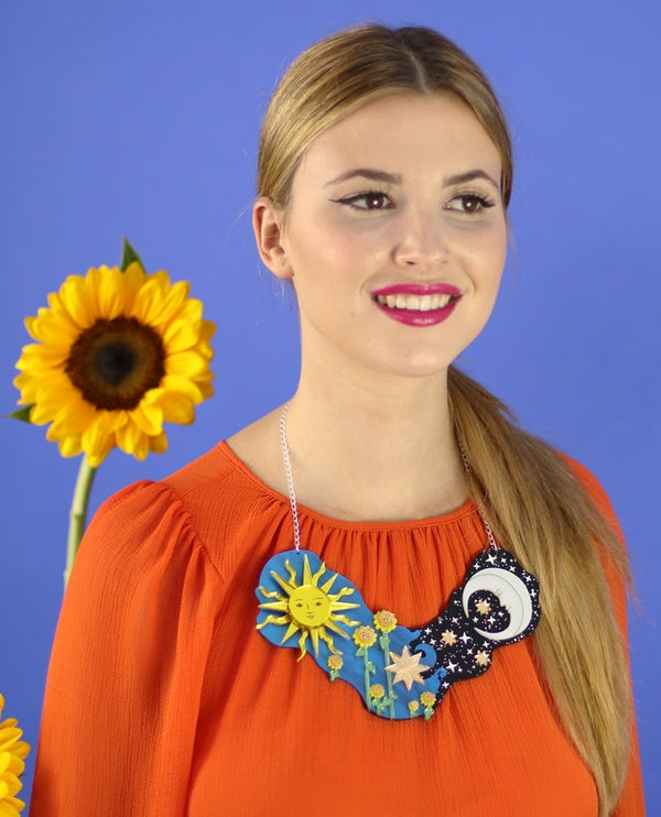 The-sun,-the-star-and-the-moon-tarot-necklace-la-vidriola-plastic-jewellery-cosmica-product
