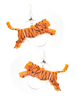 Tiger-earrings-la-vidriola-plastic-jewellery-circus-where-the-magic-happens-detail