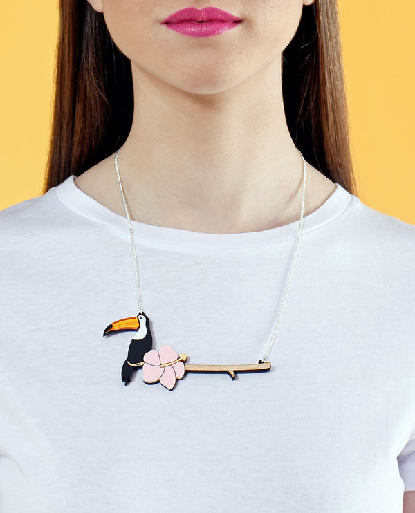 Toucan_and_flower_necklace_la_vidriola_product