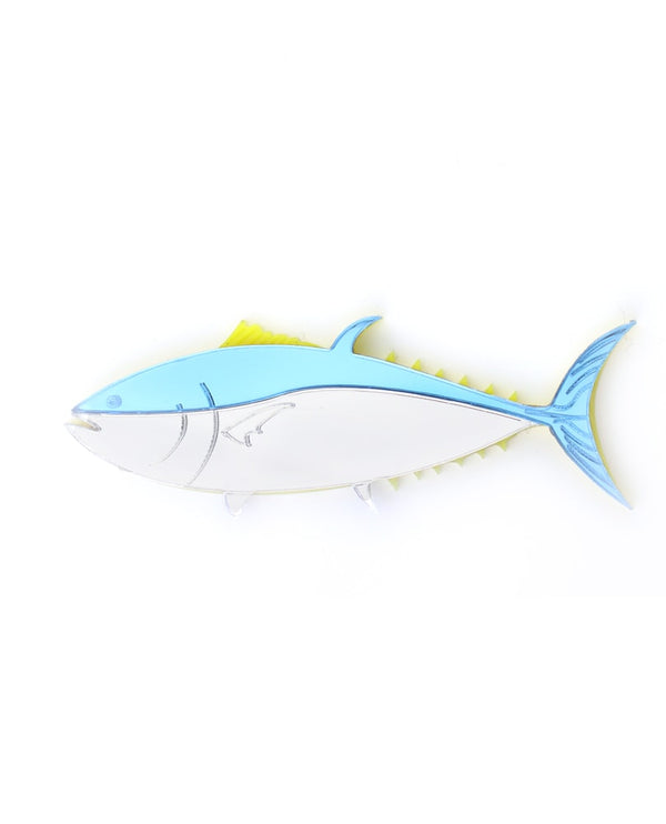 Tuna-fish-brooch-la-vidriola-plastic-jewellery-wild-under-the-sea-detail