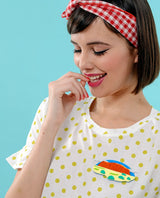 Uluru-brooch-la-vidriola-plastic-jewellery-take-away-product
