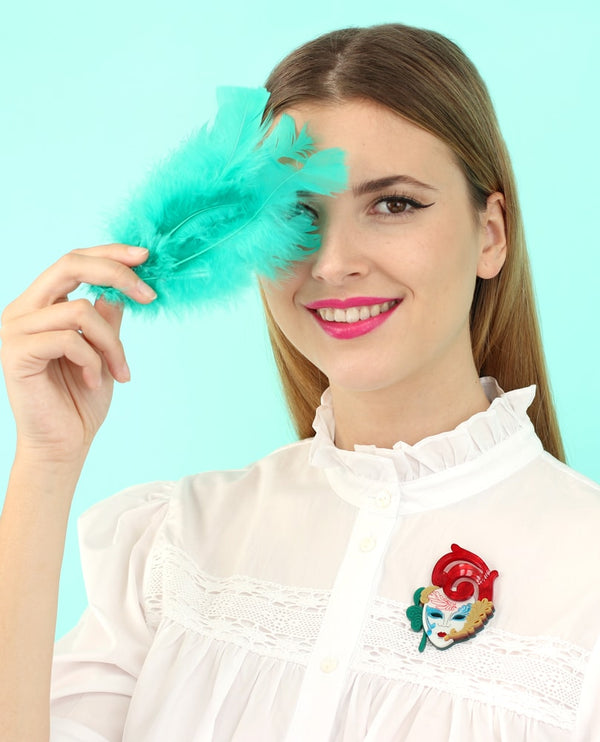Venetian-mask-brooch_plastic_jewerelly_la_vidriola_volando_voy_product