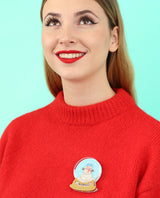 Winter-wonderland-snow-globe-brooch---interactive--Christmas-2020-la-vidriola-product
