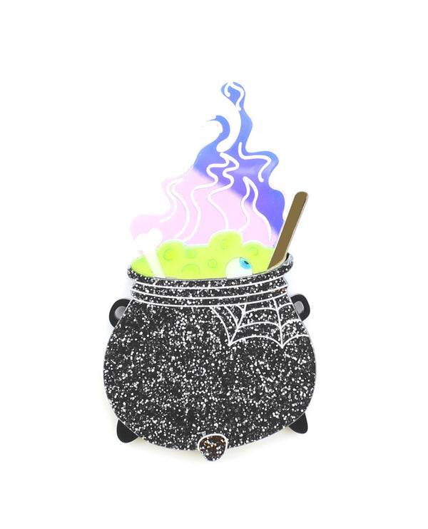 Witch's-cauldron-brooch-plastic-jewerelly-la-vidriola-detail