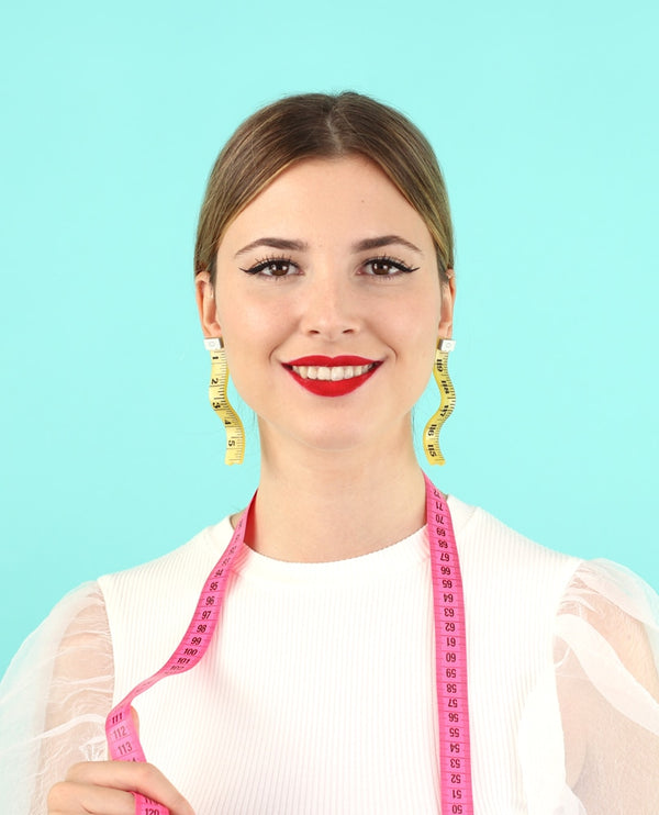 Yellow-sewing-tape-earrings_plastic_jewerelly_la_vidriola_classic_product