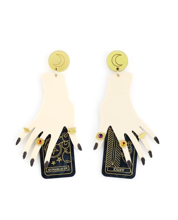 Your-future-earrings-la-vidriola-plastic-jewellery-circus-where-the-magic-happens-detail